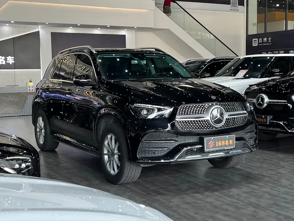 Mercedes-Benz Mercedes-Benz GLE 2020 Facelift GLE 350 4MATIC Fashion Edition 2020 - thumbnail 3