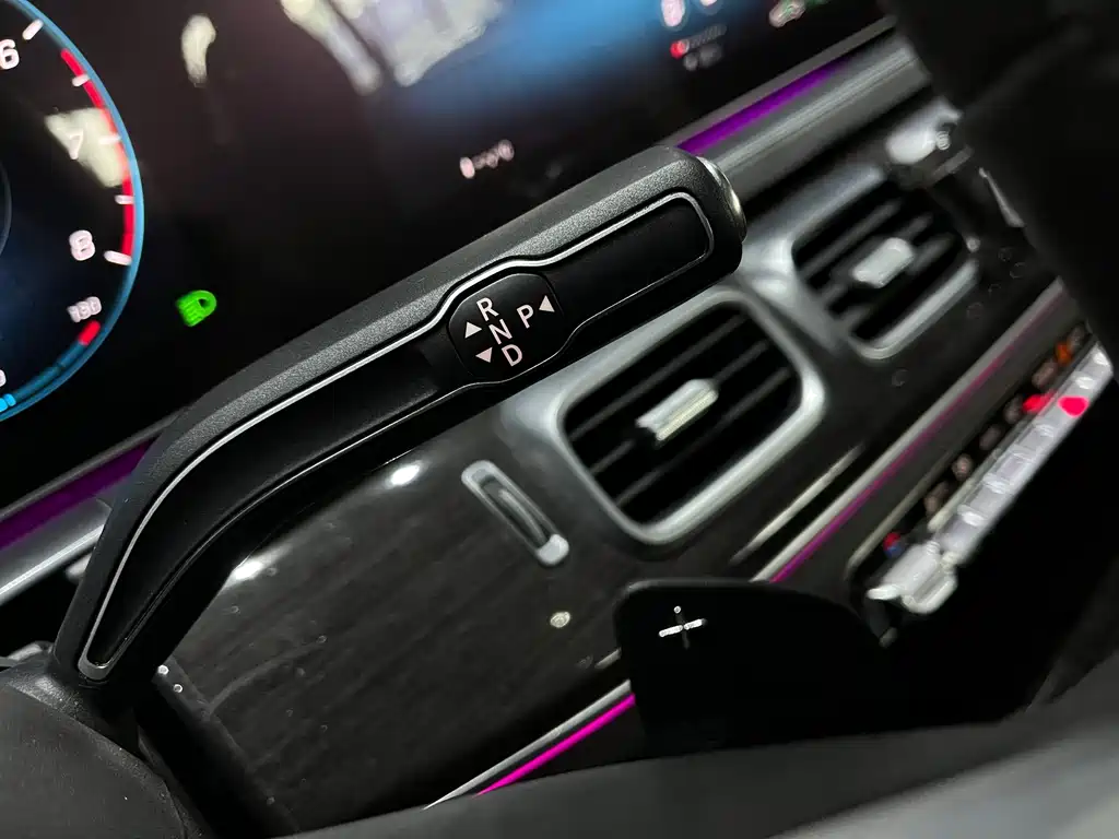 Mercedes-Benz Mercedes-Benz GLE 2020 Facelift GLE 350 4MATIC Fashion Edition 2020 - thumbnail 19