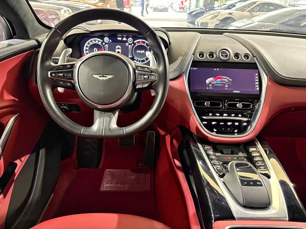 Aston Martin Aston Martin DBX 2023 3.0T Straight-Six 2022 - thumbnail 22