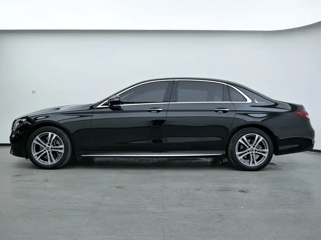 Mercedes-Benz Mercedes-Benz E-Class 2021 E 260 L Sport 2021 - thumbnail 4