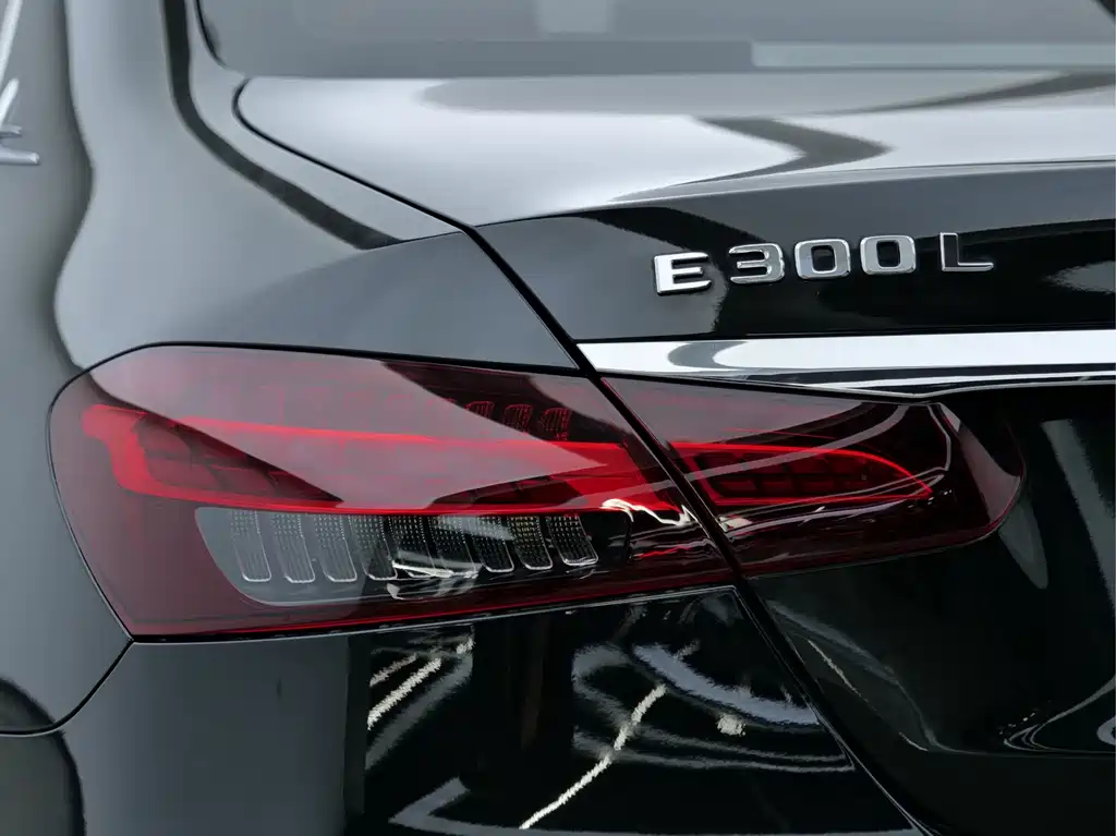 Mercedes-Benz Mercedes-Benz E-Class 2021 E 260 L Sport 2021 - thumbnail 10