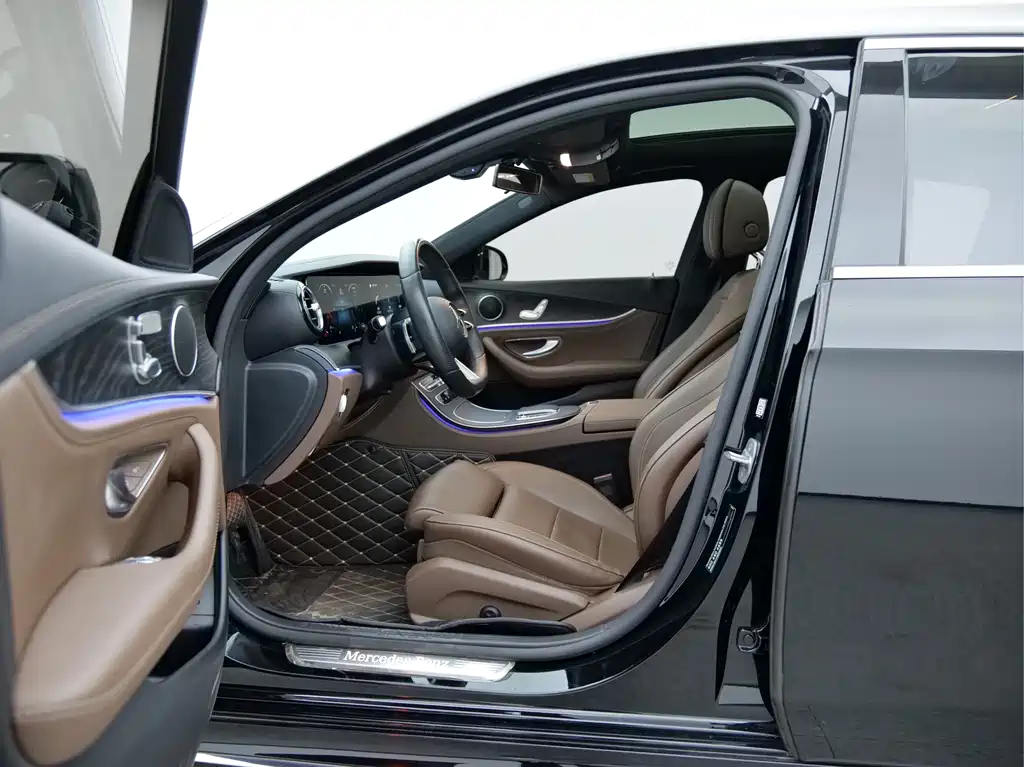 Mercedes-Benz Mercedes-Benz E-Class 2021 E 260 L Sport 2021 - thumbnail 14