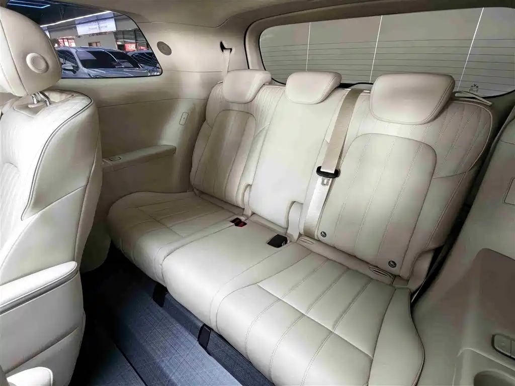 Lantu Automobile Lantu Dreamer 2025 PHEV AWD Flagship Kunpeng Edition 2026 - thumbnail 25