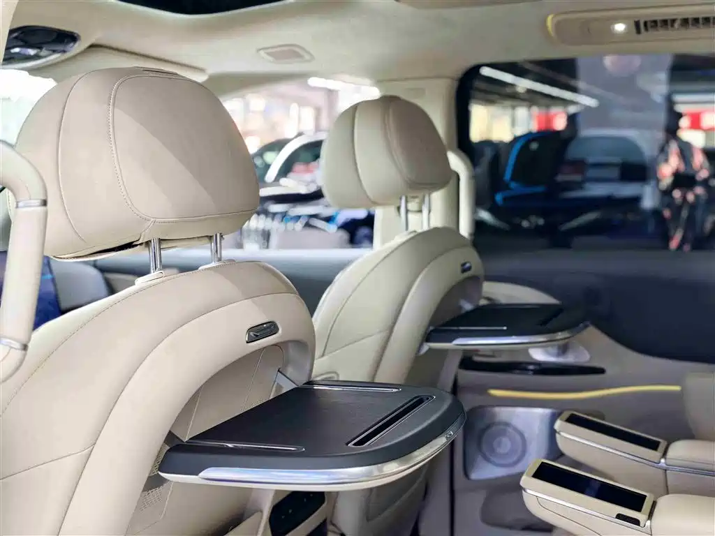 Lantu Automobile Lantu Dreamer 2025 PHEV AWD Flagship Kunpeng Edition 2026 - thumbnail 26