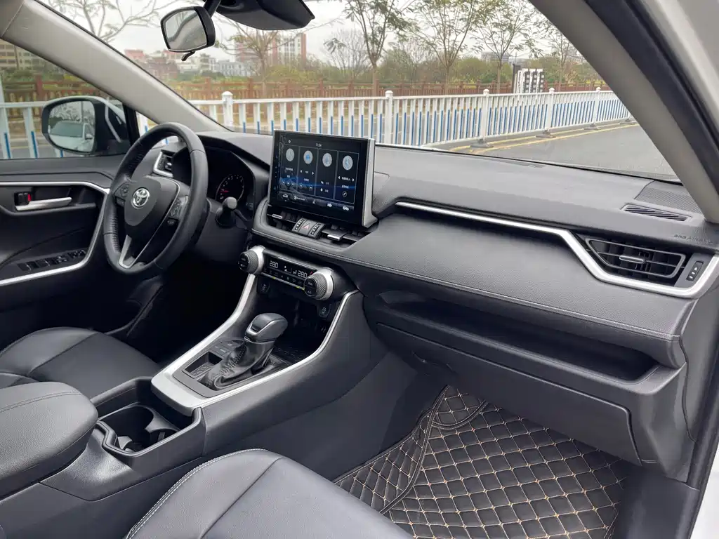 Toyota Venza 2023 2.0L CVT FWD City Edition 2023 - thumbnail 7