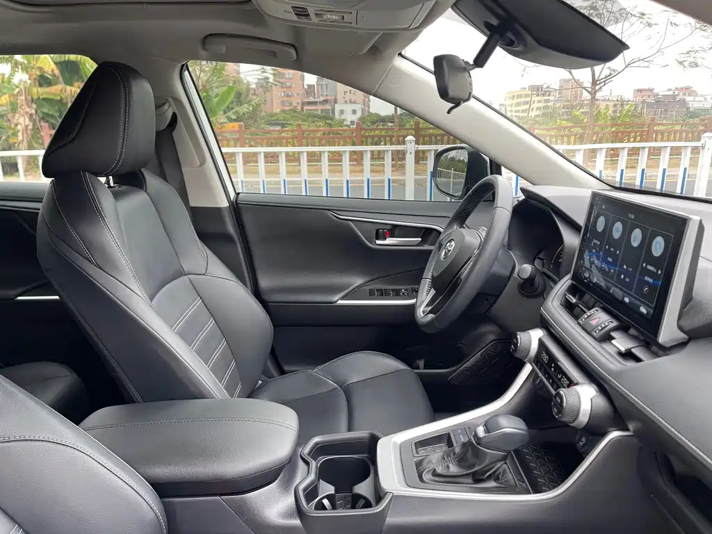 Toyota Venza 2023 2.0L CVT FWD City Edition 2023 - thumbnail 8