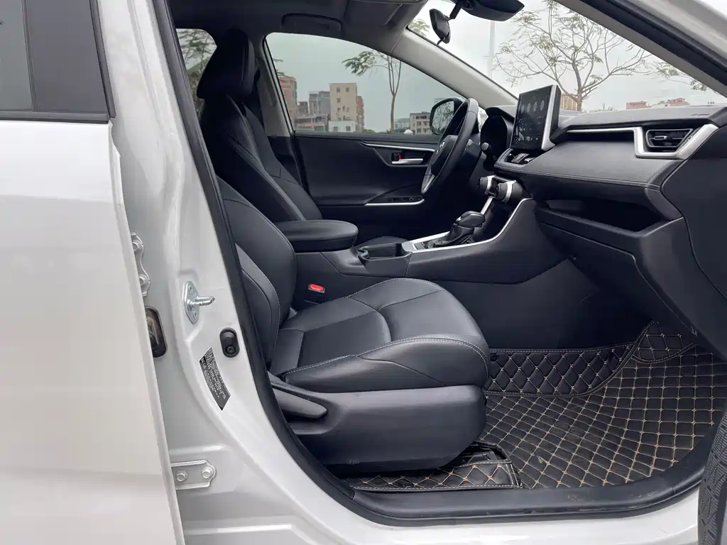 Toyota Venza 2023 2.0L CVT FWD City Edition 2023 - thumbnail 10