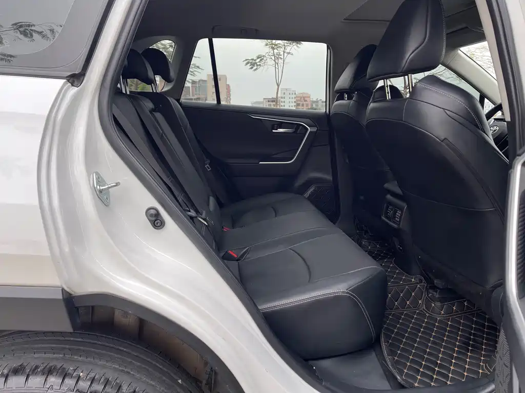 Toyota Venza 2023 2.0L CVT FWD City Edition 2023 - thumbnail 16