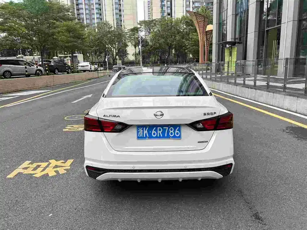 Nissan Nissan Teana 2020 Model Year Facelift 2.0L XL Comfort Edition 2020 - thumbnail 5