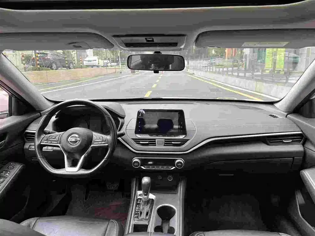 Nissan Nissan Teana 2020 Model Year Facelift 2.0L XL Comfort Edition 2020 - thumbnail 6