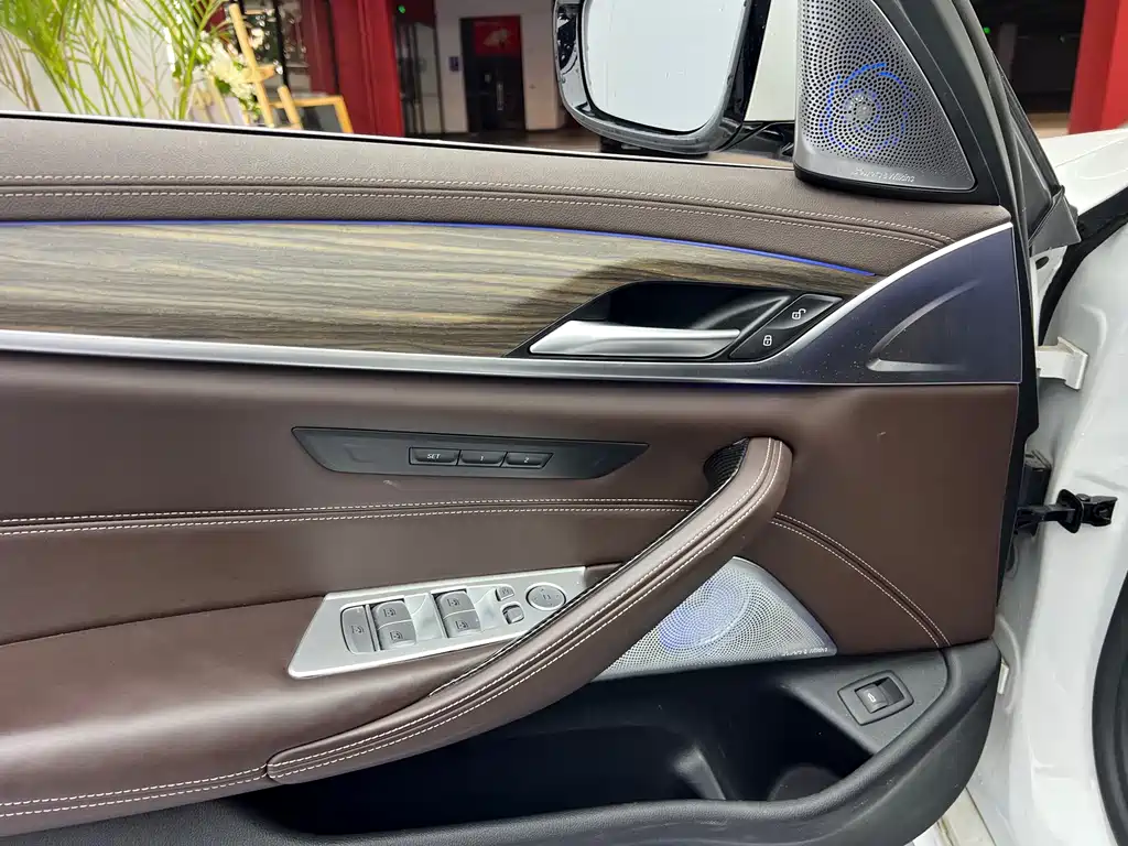 BMW BMW 5 Series 2020 530Li Luxury套装 2019 - thumbnail 9