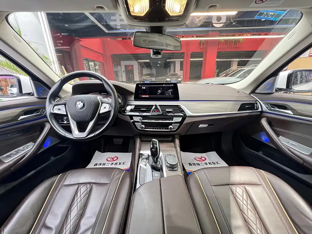 BMW BMW 5 Series 2020 530Li Luxury套装 2019 - thumbnail 13