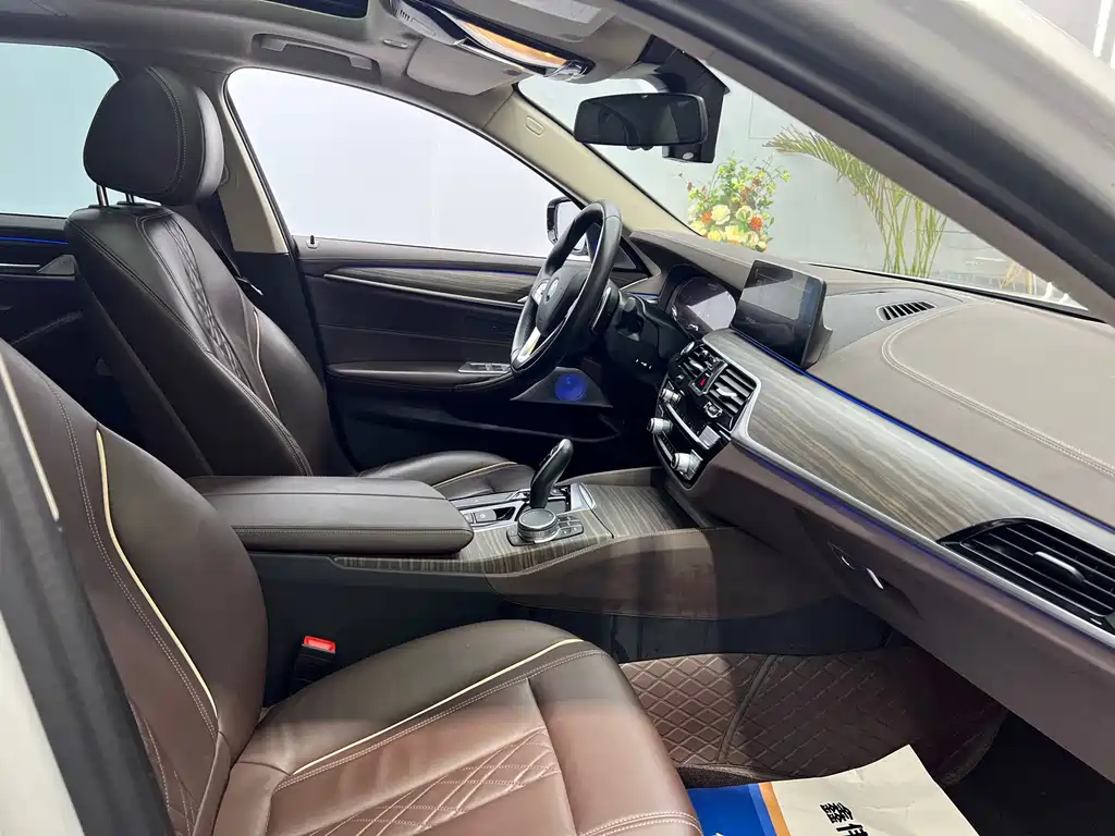 BMW BMW 5 Series 2020 530Li Luxury套装 2019 - thumbnail 14