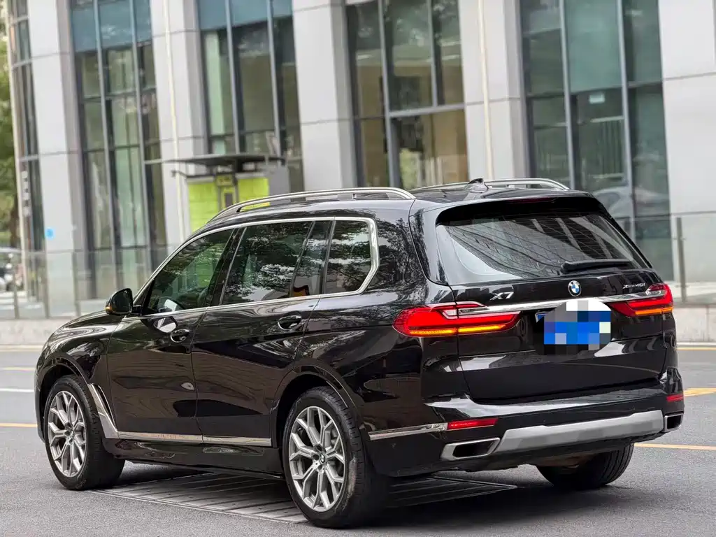 BMW BMW X7 xDrive40i Luxury Package 2020 - thumbnail 4