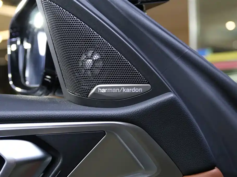 BMW BMW M4 2023 M4 Coupe M xDrive Thunder Edition 2024 - thumbnail 11