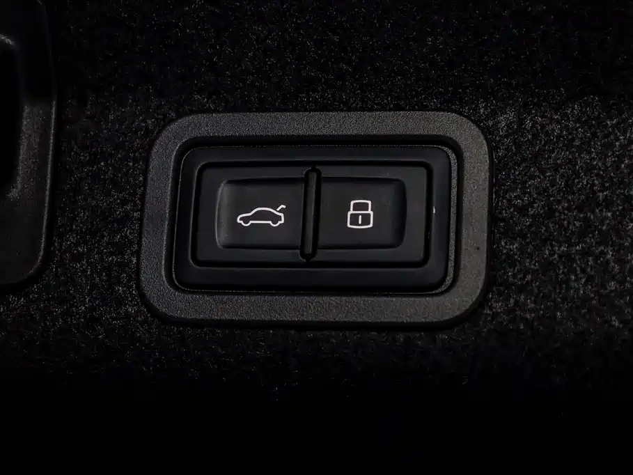Audi Audi A6L 2024 55 TFSI quattro Premium Dynamic Model 2025 - thumbnail 7