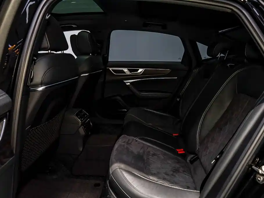 Audi Audi A6L 2024 55 TFSI quattro Premium Dynamic Model 2025 - thumbnail 10