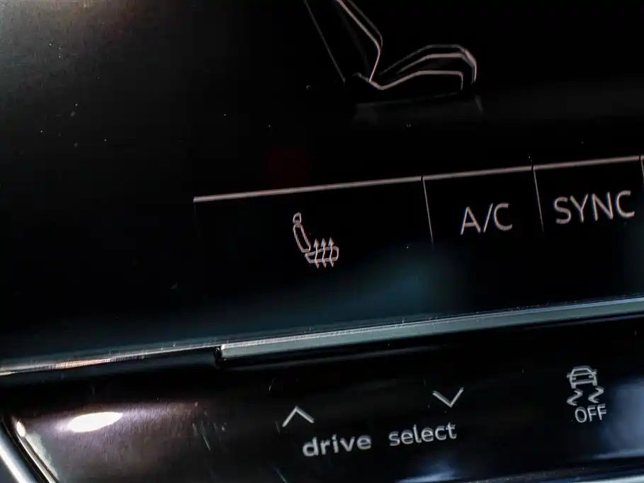 Audi Audi A6L 2024 55 TFSI quattro Premium Dynamic Model 2025 - thumbnail 20