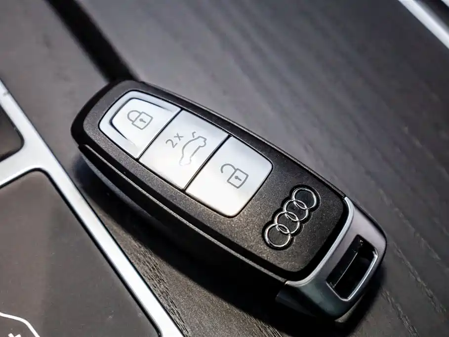 Audi Audi A6L 2024 55 TFSI quattro Premium Dynamic Model 2025 - thumbnail 22