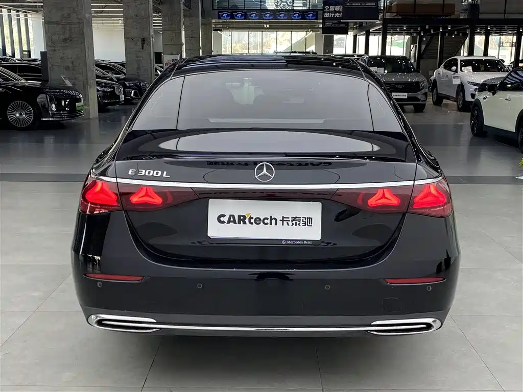 Mercedes-Benz Mercedes-Benz E-Class 2025 Model Year Facelift E 300 L Fashion Edition 2025 - thumbnail 3
