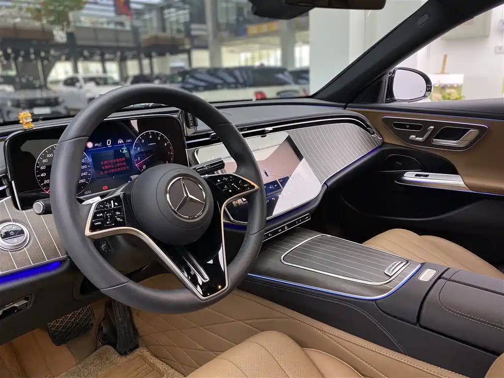 Mercedes-Benz Mercedes-Benz E-Class 2025 Model Year Facelift E 300 L Fashion Edition 2025 - thumbnail 6