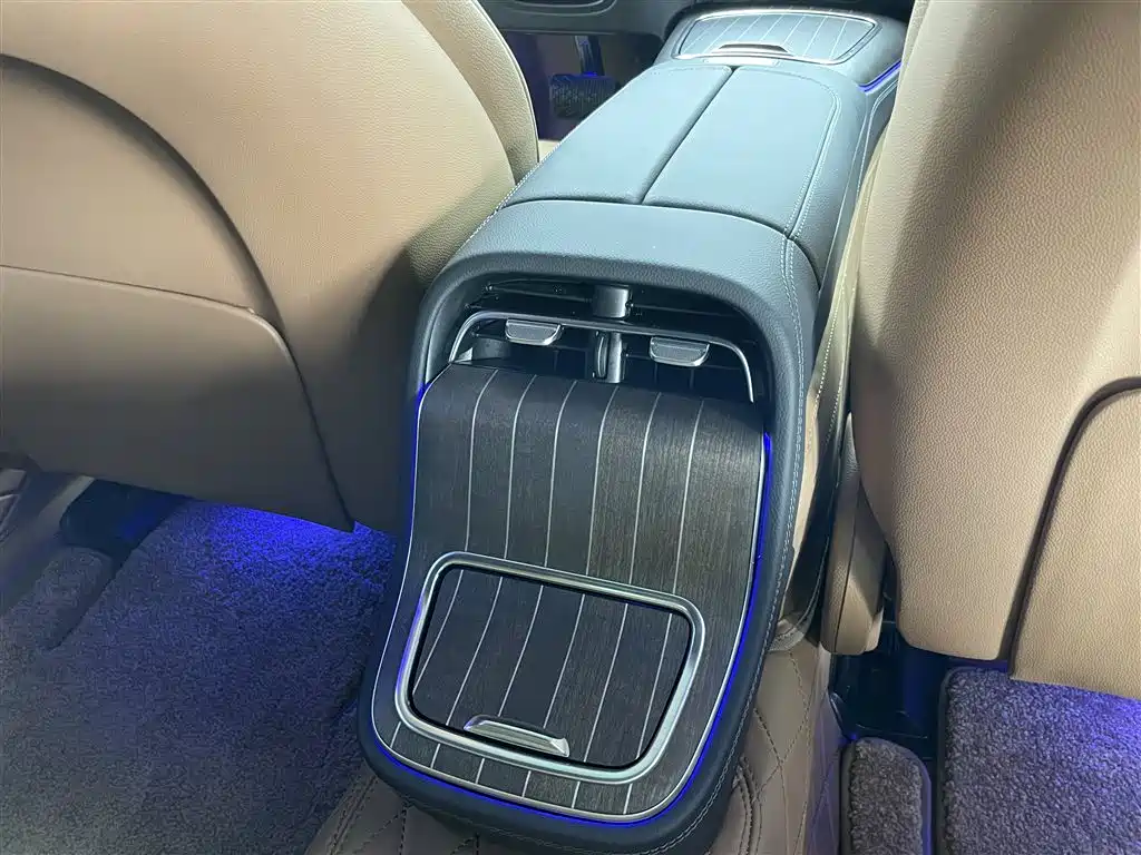 Mercedes-Benz Mercedes-Benz E-Class 2025 Model Year Facelift E 300 L Fashion Edition 2025 - thumbnail 16