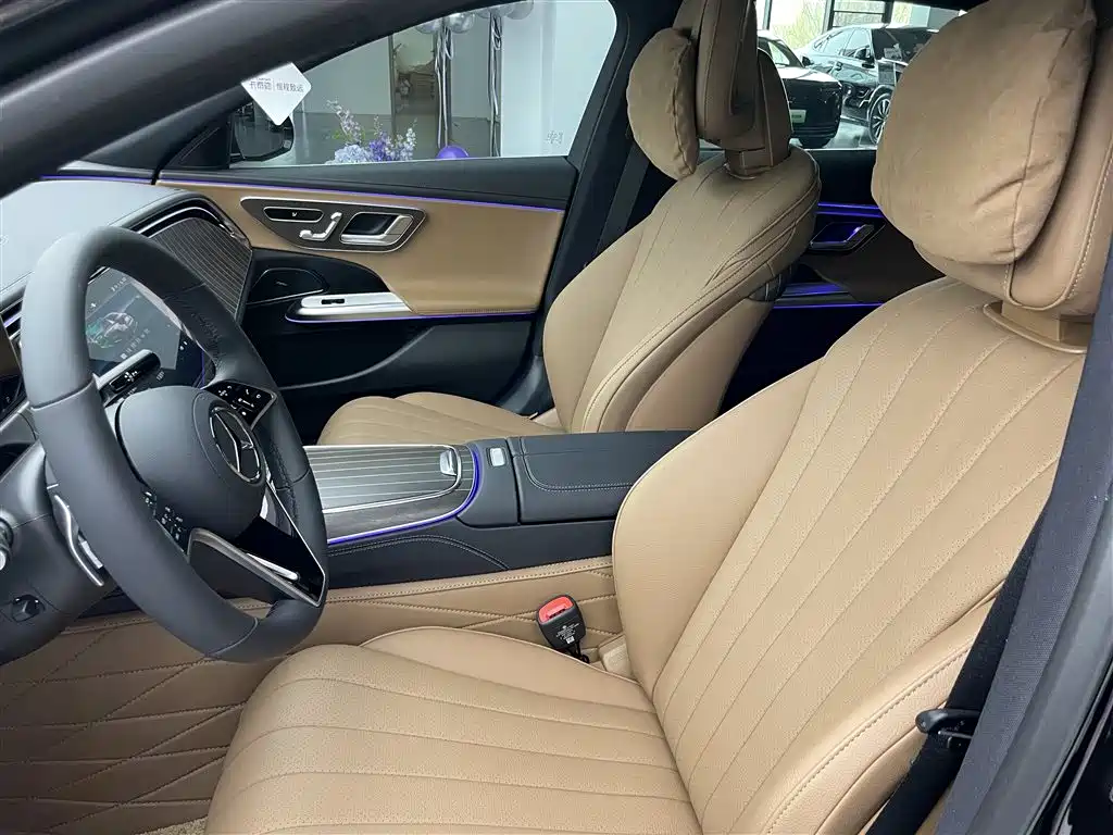 Mercedes-Benz Mercedes-Benz E-Class 2025 Model Year Facelift E 300 L Fashion Edition 2025 - thumbnail 18
