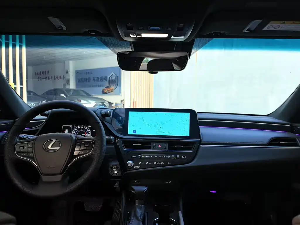 Lexus Lexus ES 2022 300h Premier Edition 2024 - thumbnail 5