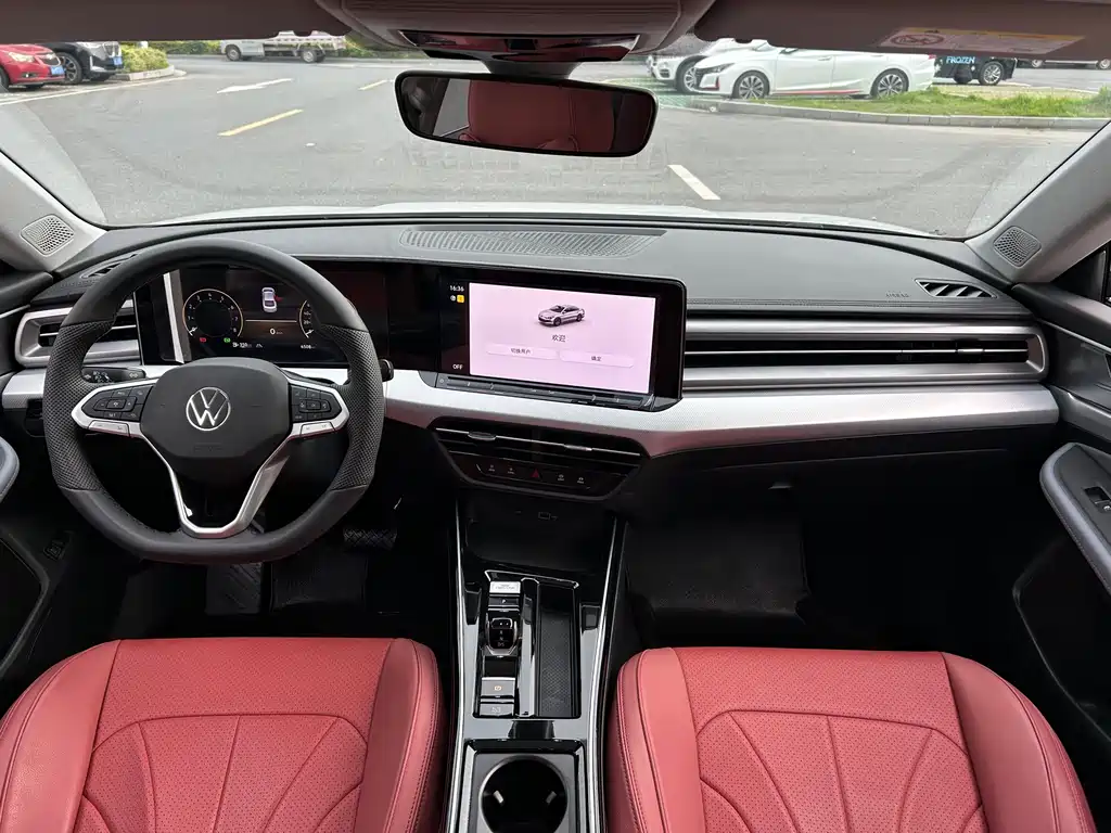 Volkswagen Lamando 2025 Lamando L 280TSI DSG Cool Spice Edition 2025 - thumbnail 5