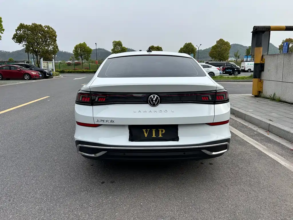 Volkswagen Lamando 2025 Lamando L 280TSI DSG Cool Spice Edition 2025 - thumbnail 8