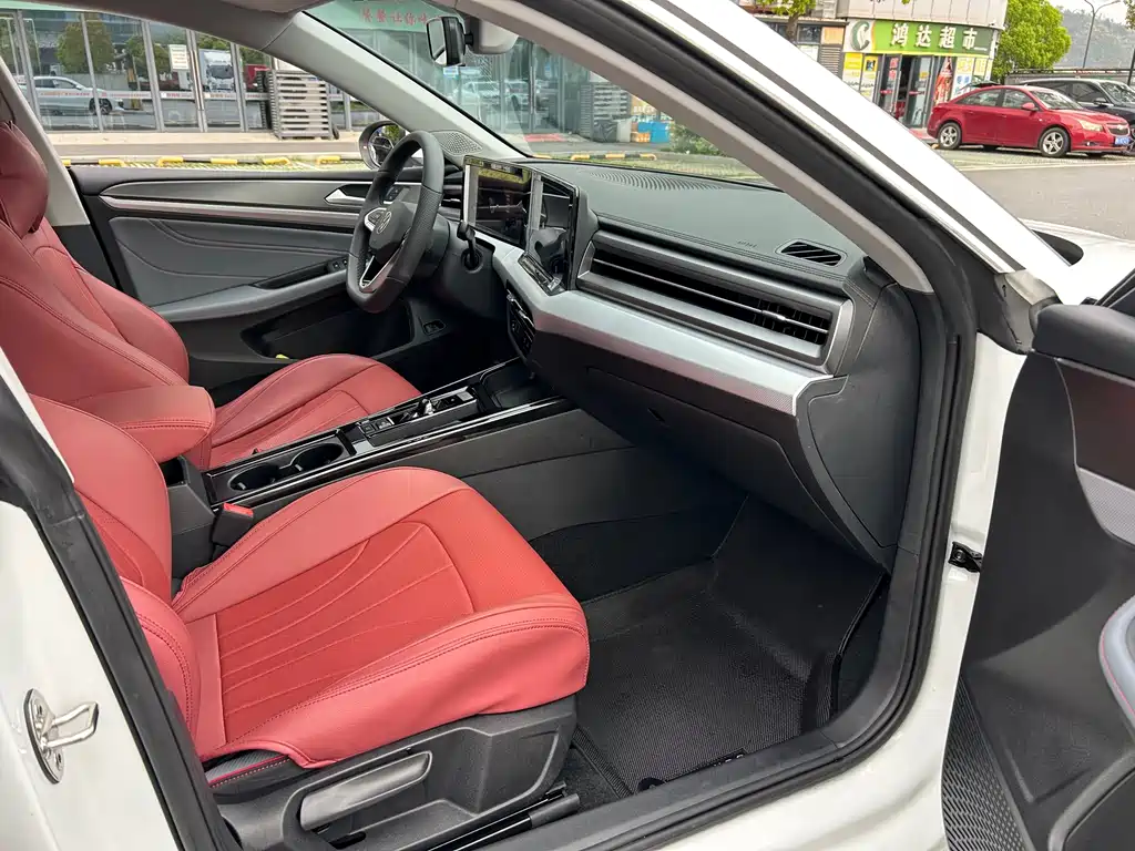 Volkswagen Lamando 2025 Lamando L 280TSI DSG Cool Spice Edition 2025 - thumbnail 23
