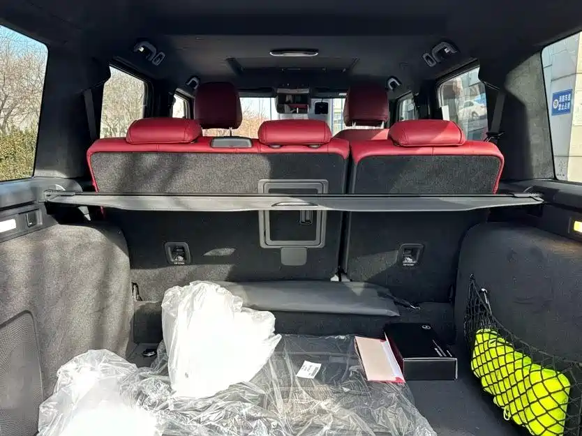 Mercedes-Benz Mercedes-Benz G-Class 2026 G 450 d 2026 - thumbnail 14