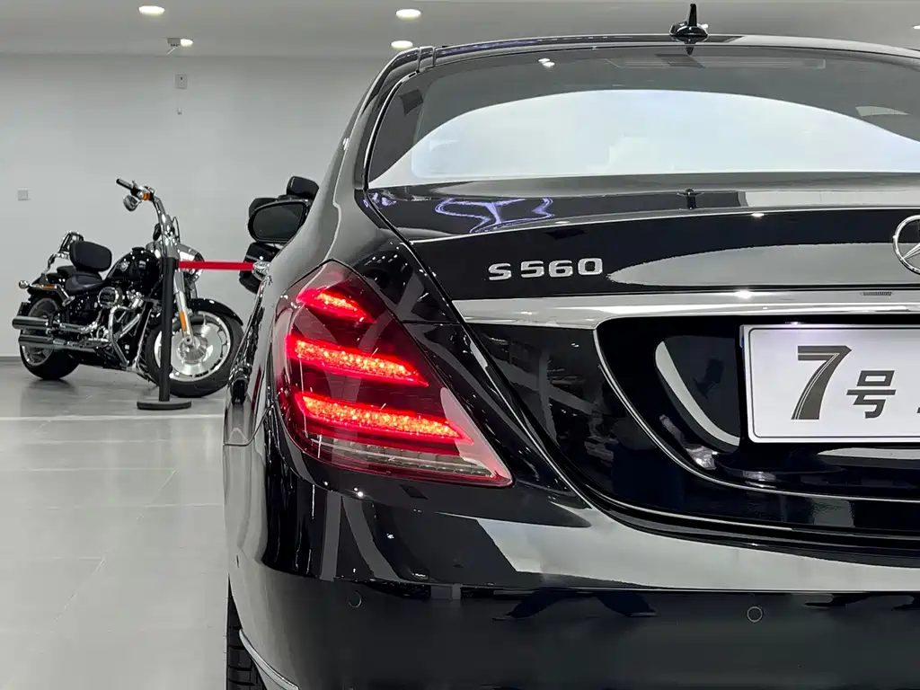 Mercedes-Benz Mercedes-Benz S-Class 2018 S 560 Canada Specification 2018 - thumbnail 10