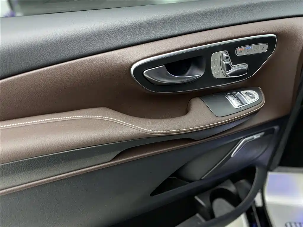 Mercedes-Benz Mercedes-Benz V-Class 2024 V 300 L Long Wheelbase Luxury Edition 2025 - thumbnail 21