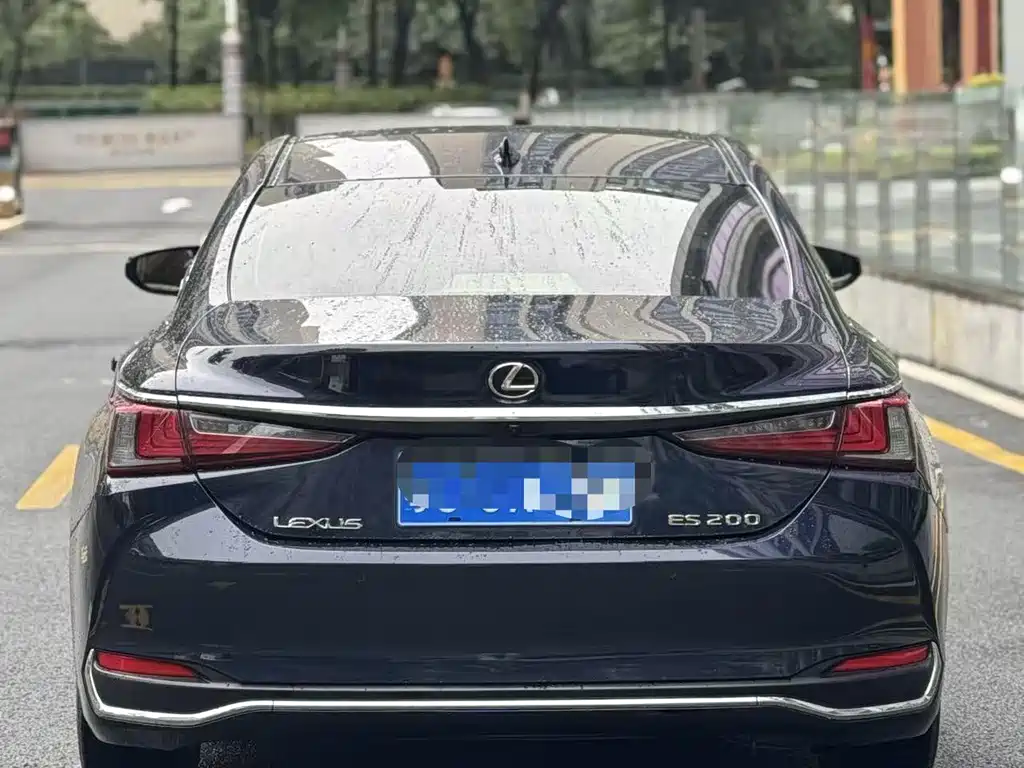 Lexus Lexus ES 2021 200 Excellent Edition 2022 - thumbnail 4