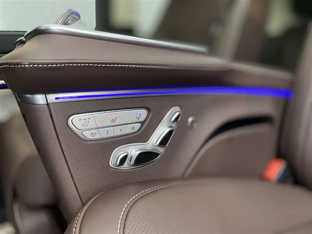 Mercedes-Benz Mercedes-Benz V-Class 2024 V 300 L Long Wheelbase Luxury Edition 2025 - thumbnail 23