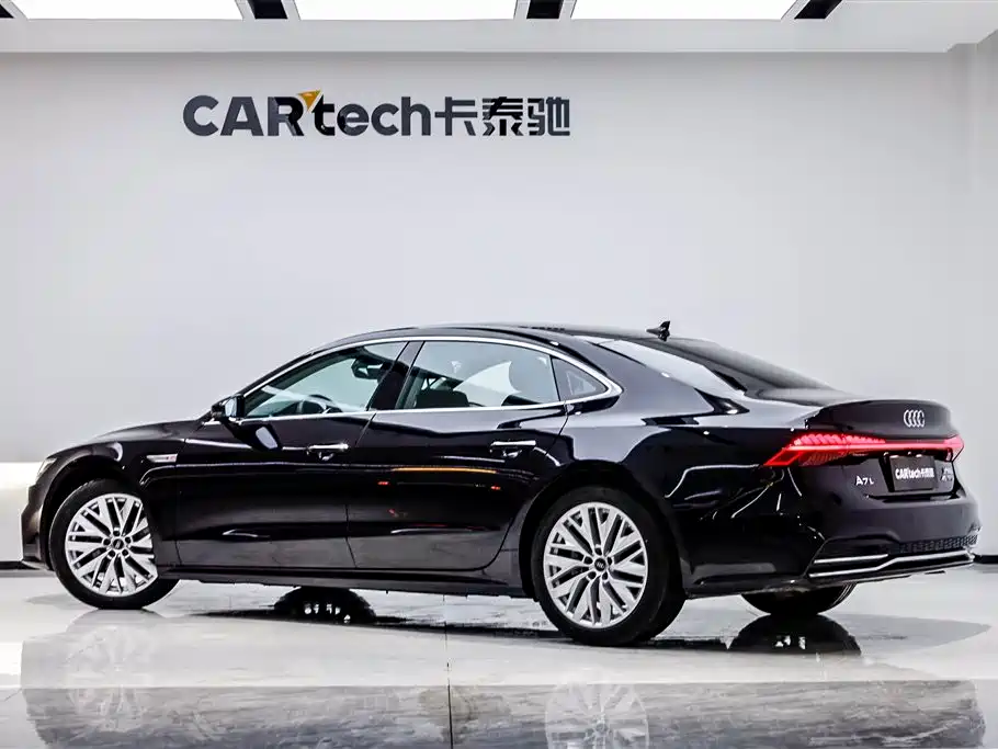 Audi Audi A7L 2024 45TFSI S-line Dream Edition Flowing Crystal Package 2024 - thumbnail 4