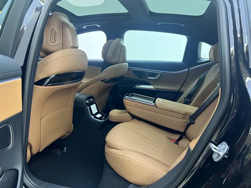 Mercedes-Benz Mercedes-Benz E-Class 2024 E 260 L 2024 - thumbnail 8