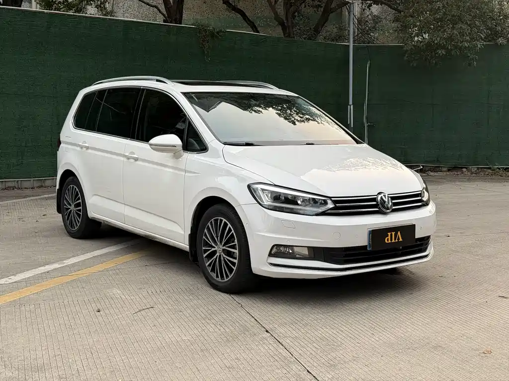 Volkswagen Volkswagen Touran 2016 Touran L 330TSI DSG Luxury Edition 2016 - thumbnail 5
