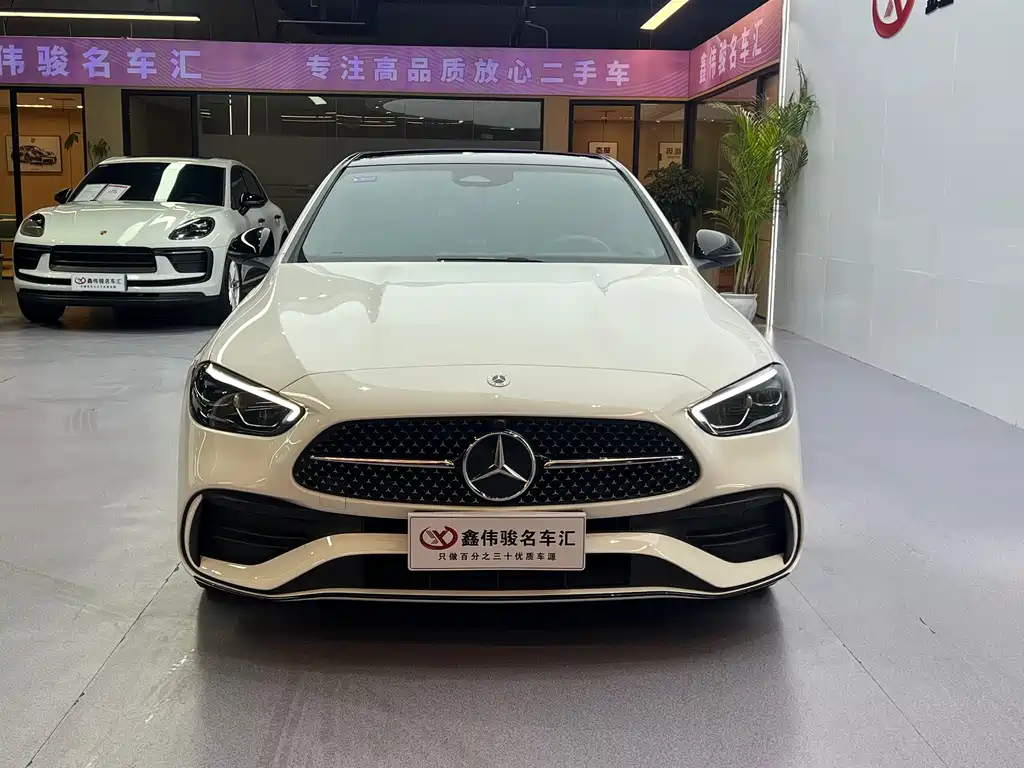 Mercedes-Benz Mercedes-Benz C-Class 2023 C 260 L Night Sport Edition 2022 - thumbnail 3