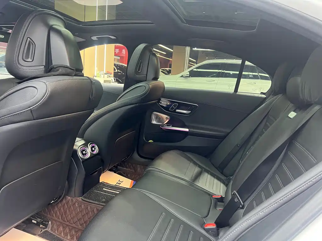 Mercedes-Benz Mercedes-Benz C-Class 2023 C 260 L Night Sport Edition 2022 - thumbnail 10
