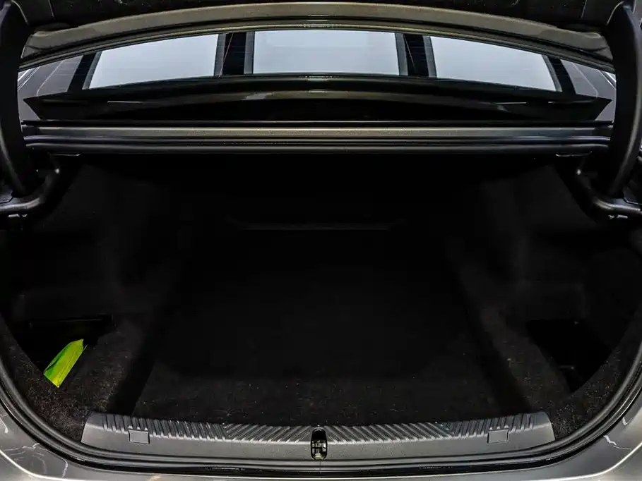 BMW BMW 5 Series 2024 530Li Luxury Sedan M Sport Package 2024 - thumbnail 7
