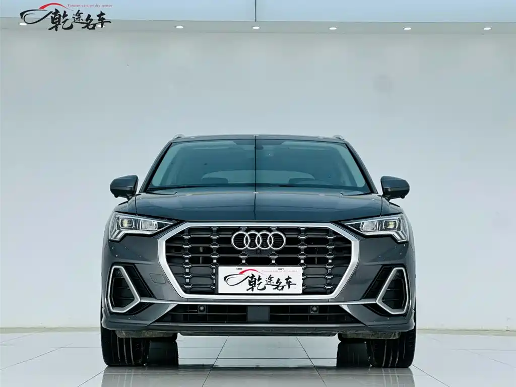 Audi Audi Q3 2021 35 TFSI Fashion Dynamic Model 2021 - thumbnail 2