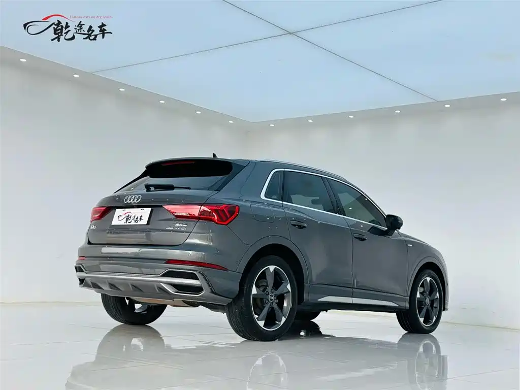 Audi Audi Q3 2021 35 TFSI Fashion Dynamic Model 2021 - thumbnail 7