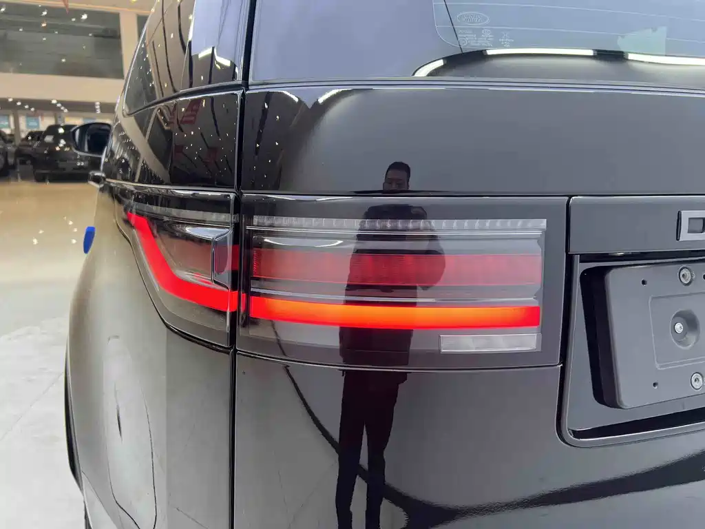 Land Rover Discovery 2021 360PS R-Dynamic S 2022 - thumbnail 8