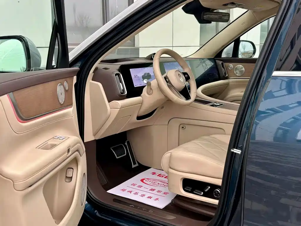 AITO Aito M9 2025 Model Range Extender Ultra Version 52kWh 6-seat Version 192-line LiDAR 2025 - thumbnail 7