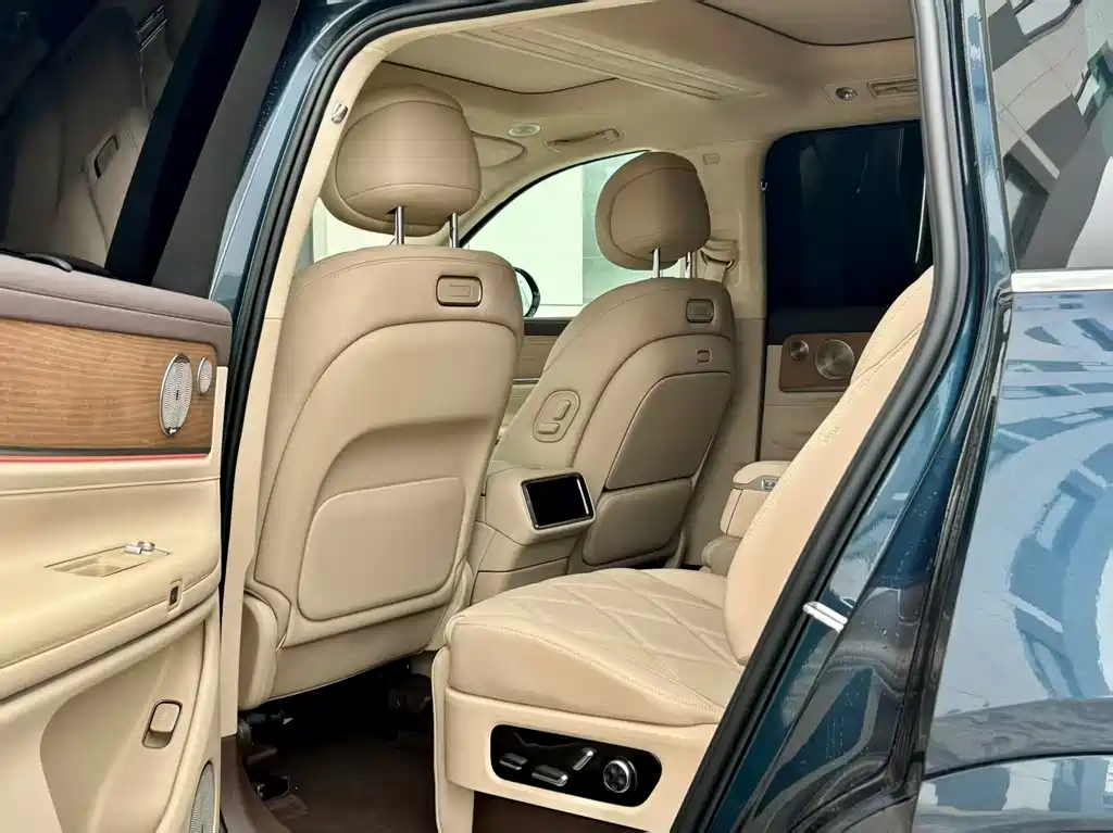 AITO Aito M9 2025 Model Range Extender Ultra Version 52kWh 6-seat Version 192-line LiDAR 2025 - thumbnail 8
