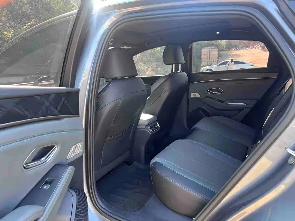 BYD BYD Qin L 2025 DM-i Intelligent Driving Version 120KM Premium Model 2025 - thumbnail 6
