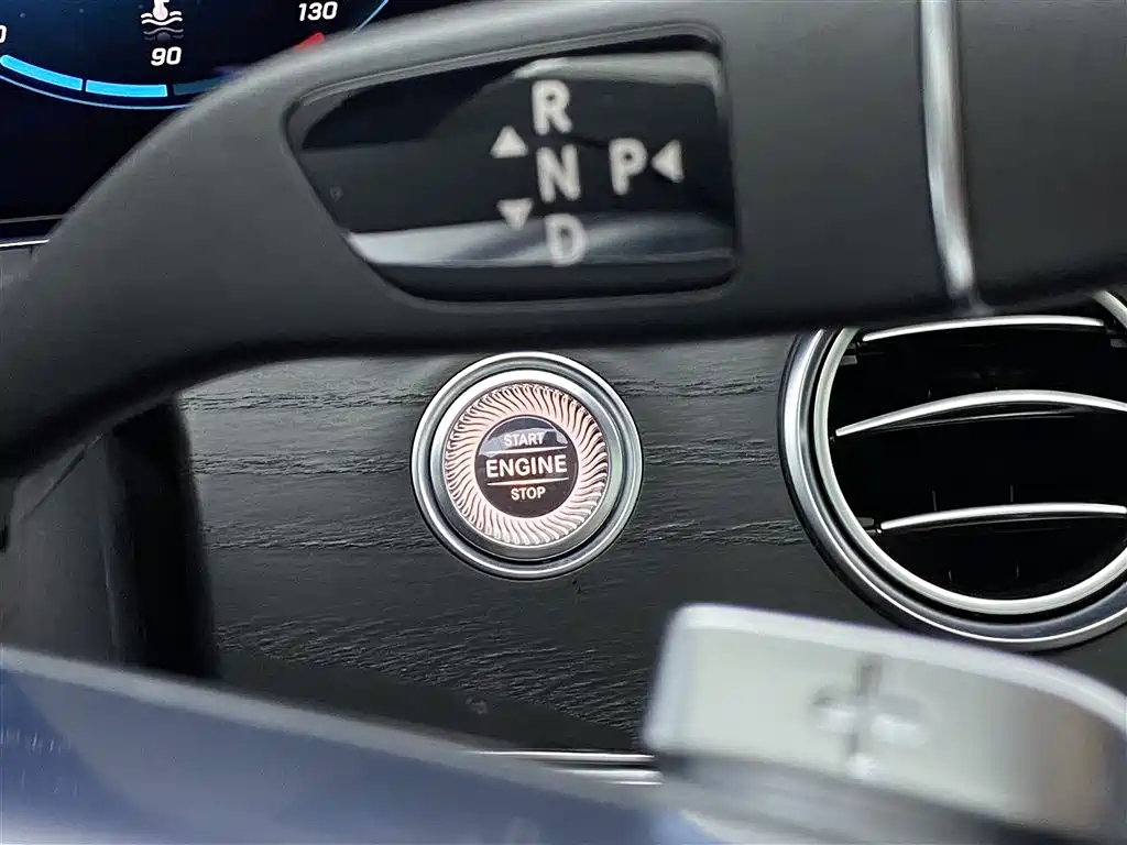 Mercedes-Benz Mercedes-Benz E-Class 2021 E 300 L Sport Fashion Edition 2020 - thumbnail 24