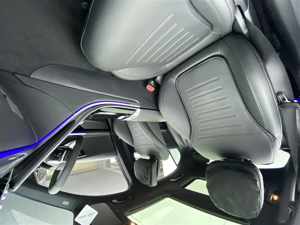 Mercedes-Benz Mercedes-Benz C-Class 2025 C 260 L Sport Edition 2025 - thumbnail 11